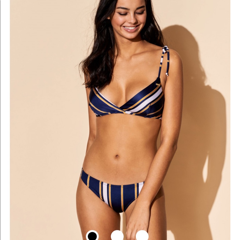ROXY Romantic Senses Full Bikini Bottoms, sz M